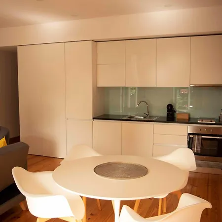 1118 Lofts Apartment