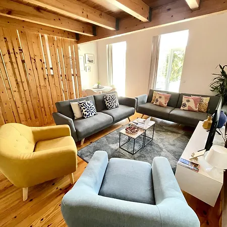 1118 Lofts Apartment *